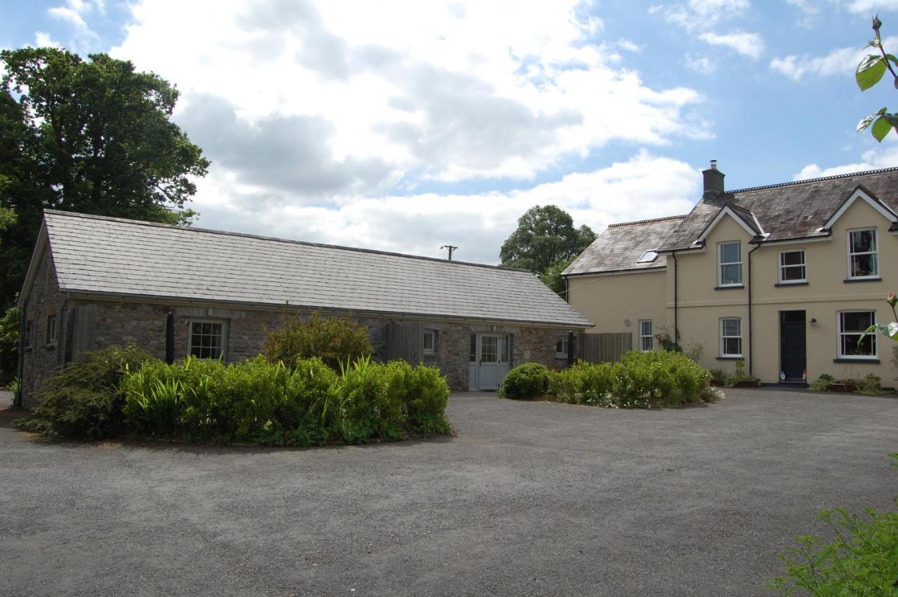 Dinefwr Cottage Carmarthen Buitenkant foto